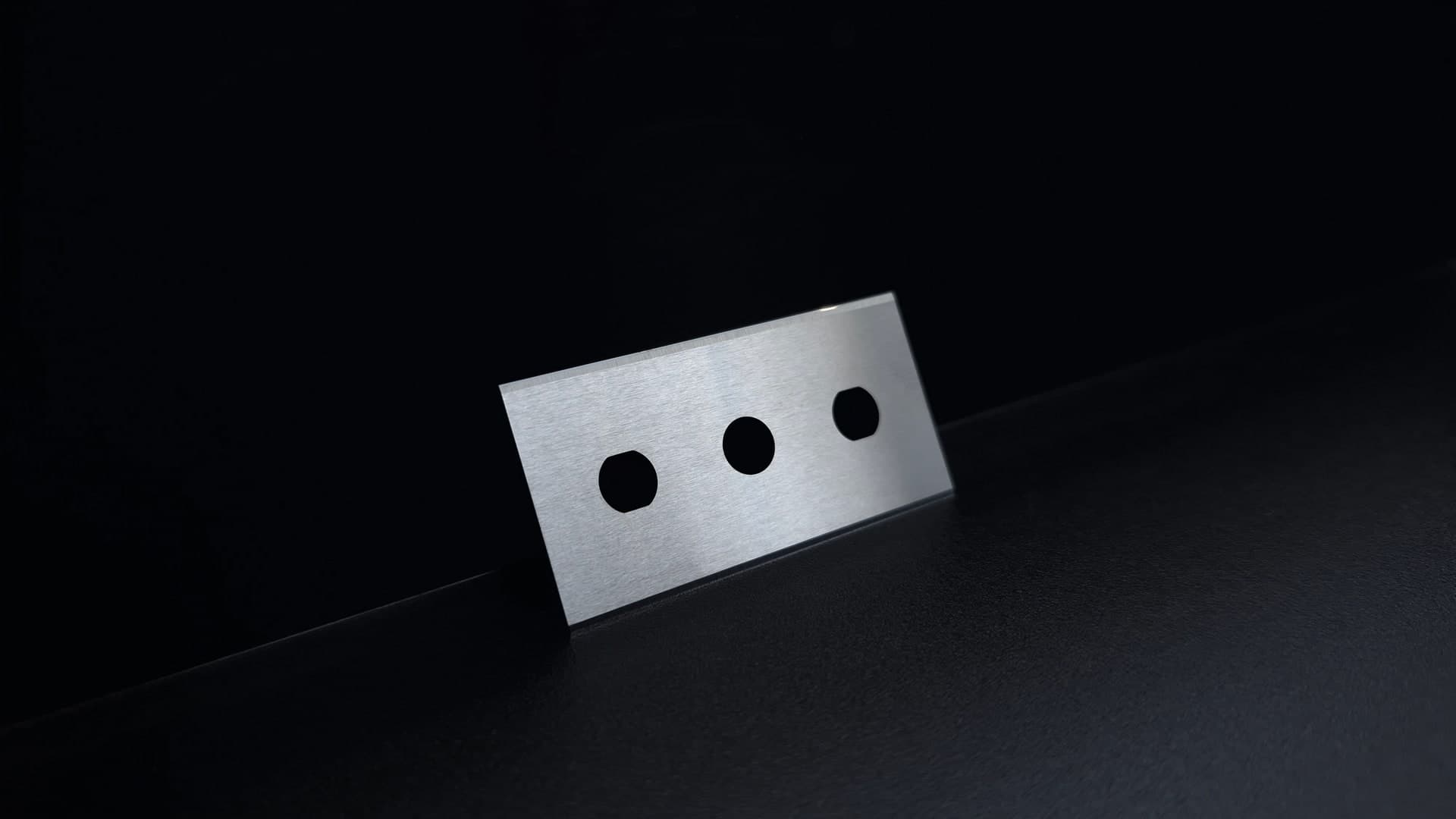 Alya kalite standartında endüstriyel bıçaklar - sanayi tipi kesici bıçaklar, dilme jiletleri, makine bıçakları